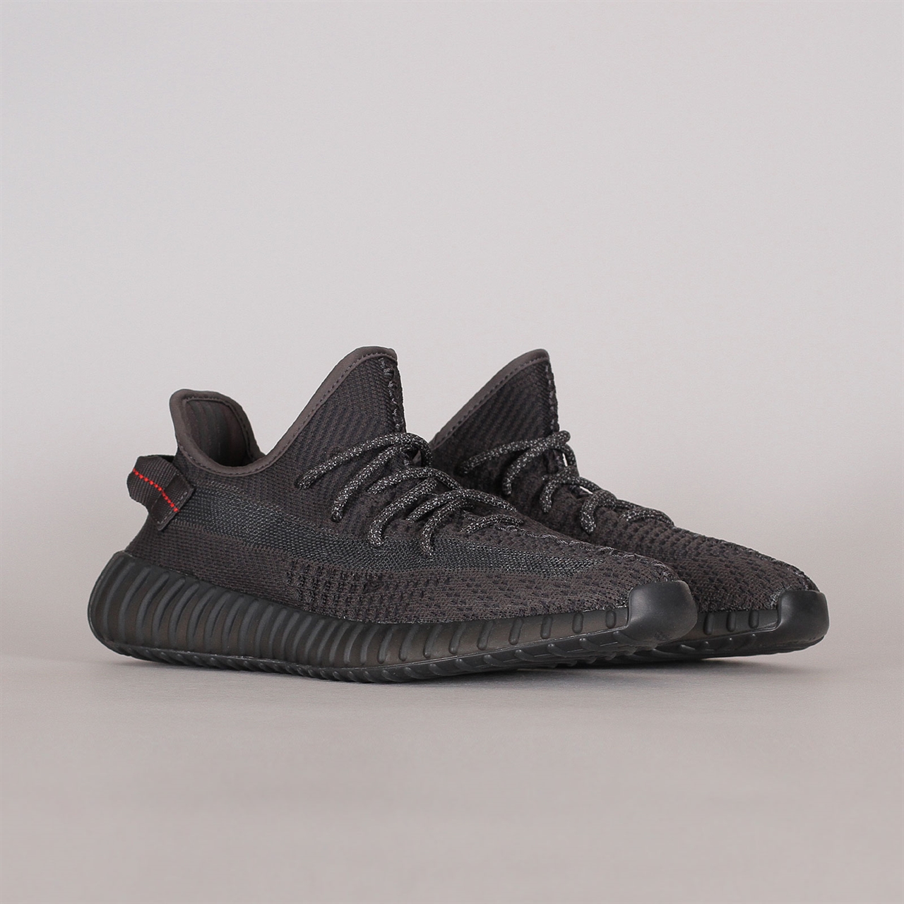 Shelta - Adidas Yeezy 350 V2 Black (FU9006)